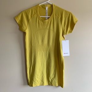 Lululemon yellow Swiftly Tech short sleeve crew